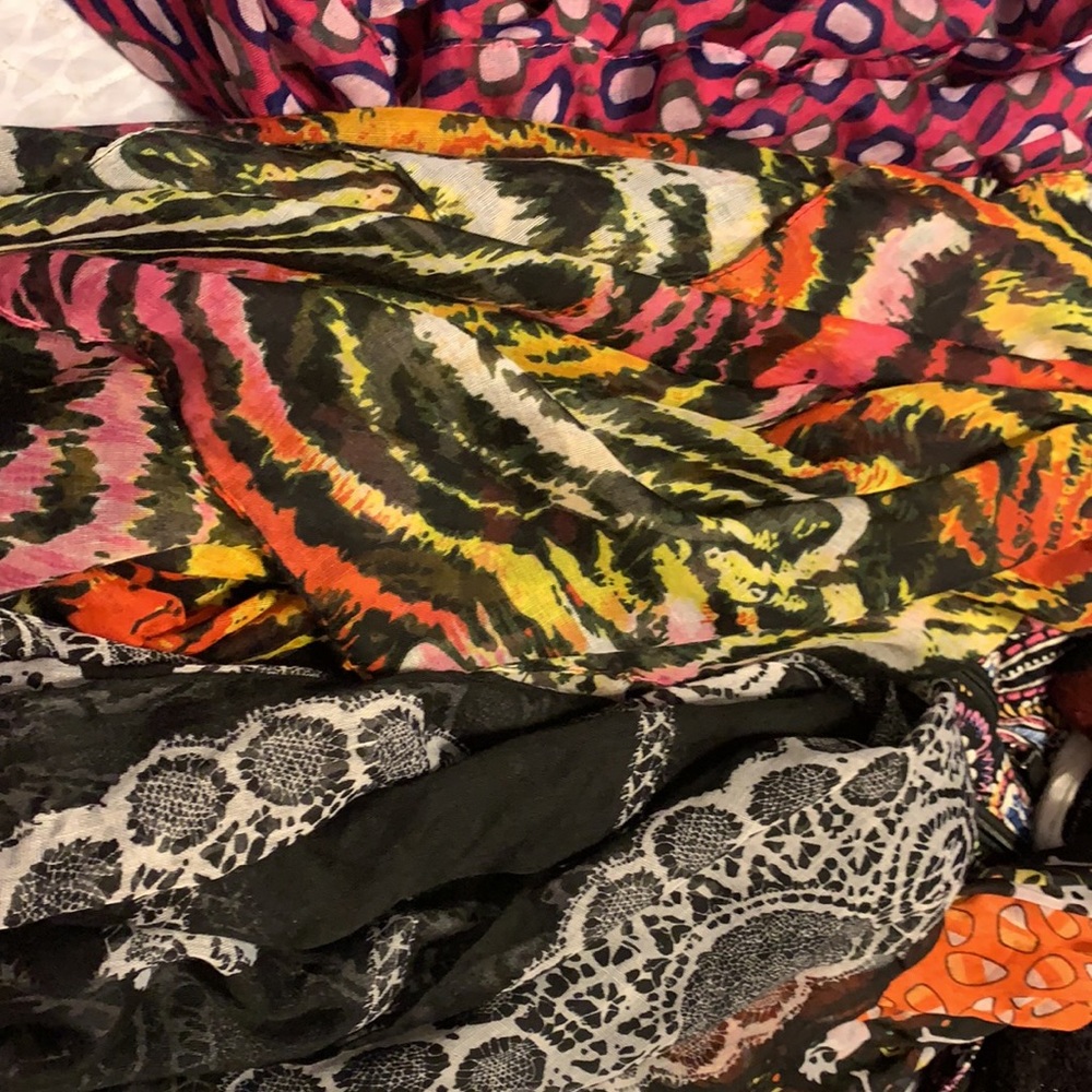 Assorted Scarves - image 5